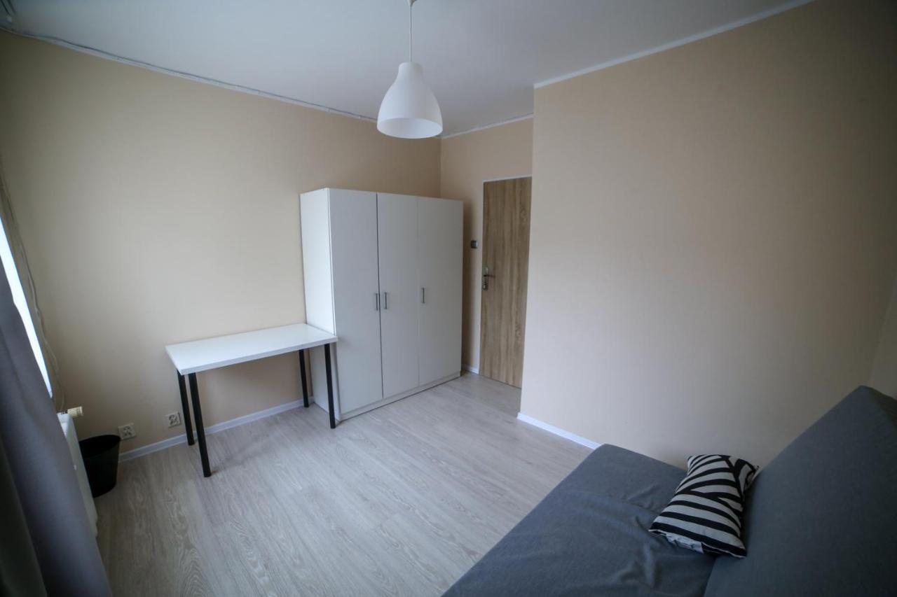 Pokoje Blisko Starego Miasta - Rooms For Rent 그단스크 외부 사진